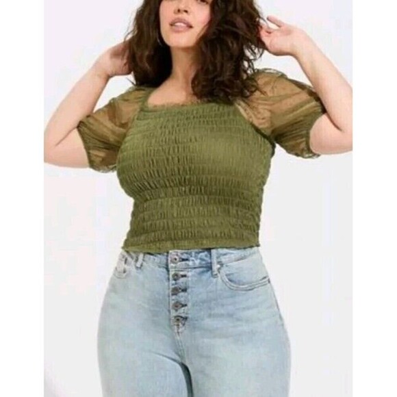 Torrid Crop Top Size 3 3X  Women's Square Neck Smocked  Dot Mesh Green New - Picture 3 of 6
